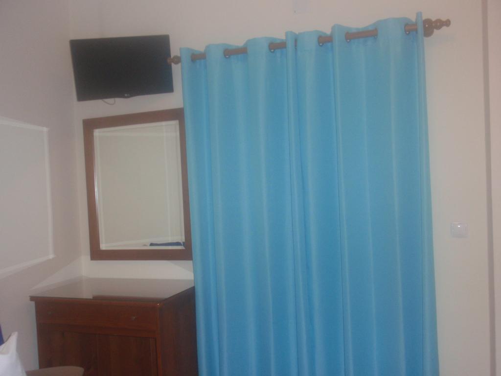 ホテル Residencial Idalio オデミラ エクステリア 写真